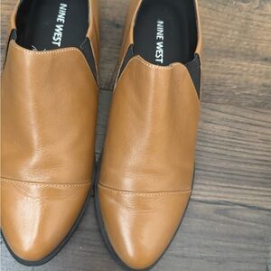 Nine West Tan Leather Flats Sleek Minimalist Design